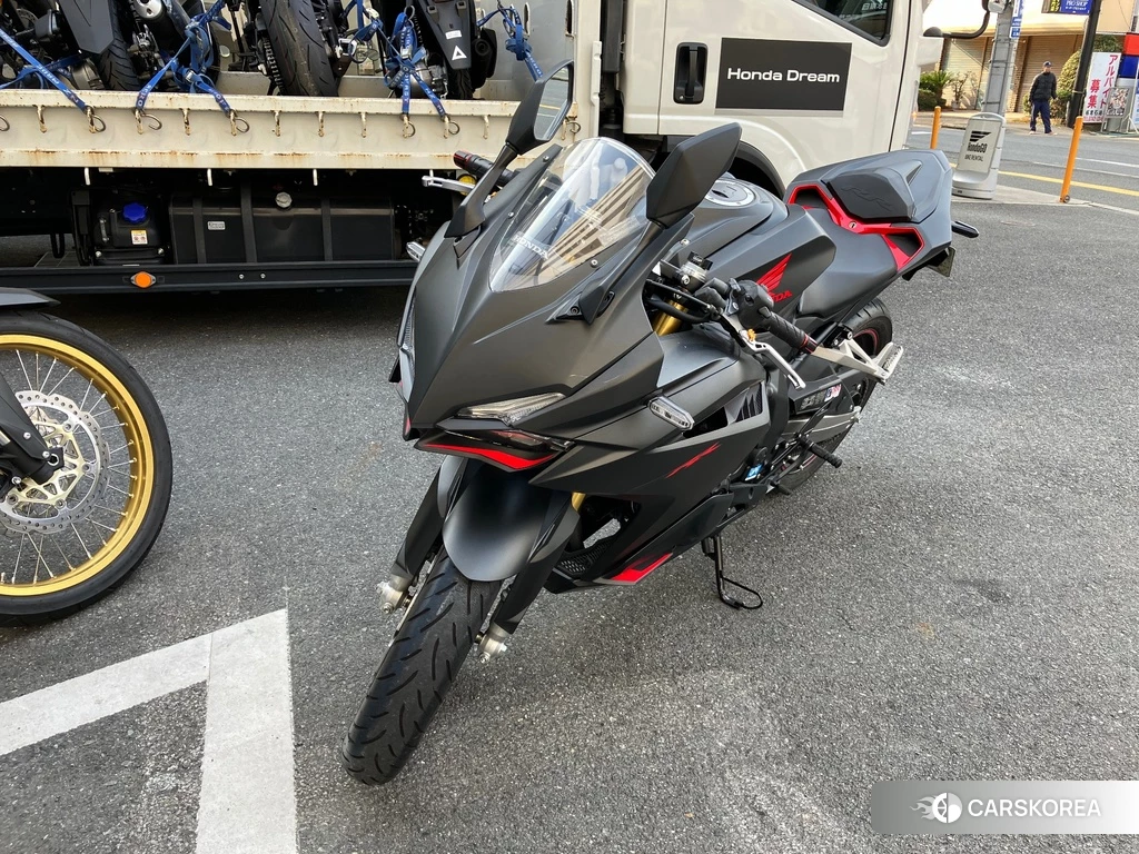 Проданный Honda CBR250RR 2017 из Японии