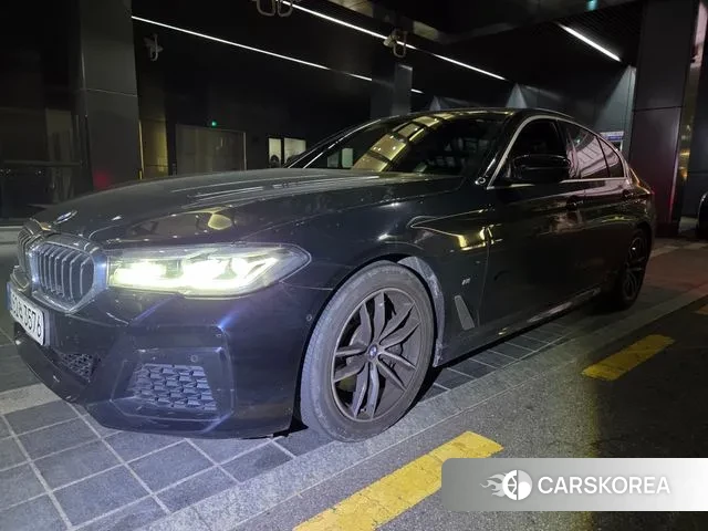 BMW 5 Series (G30) 2021 Черный из Кореи, фото 2