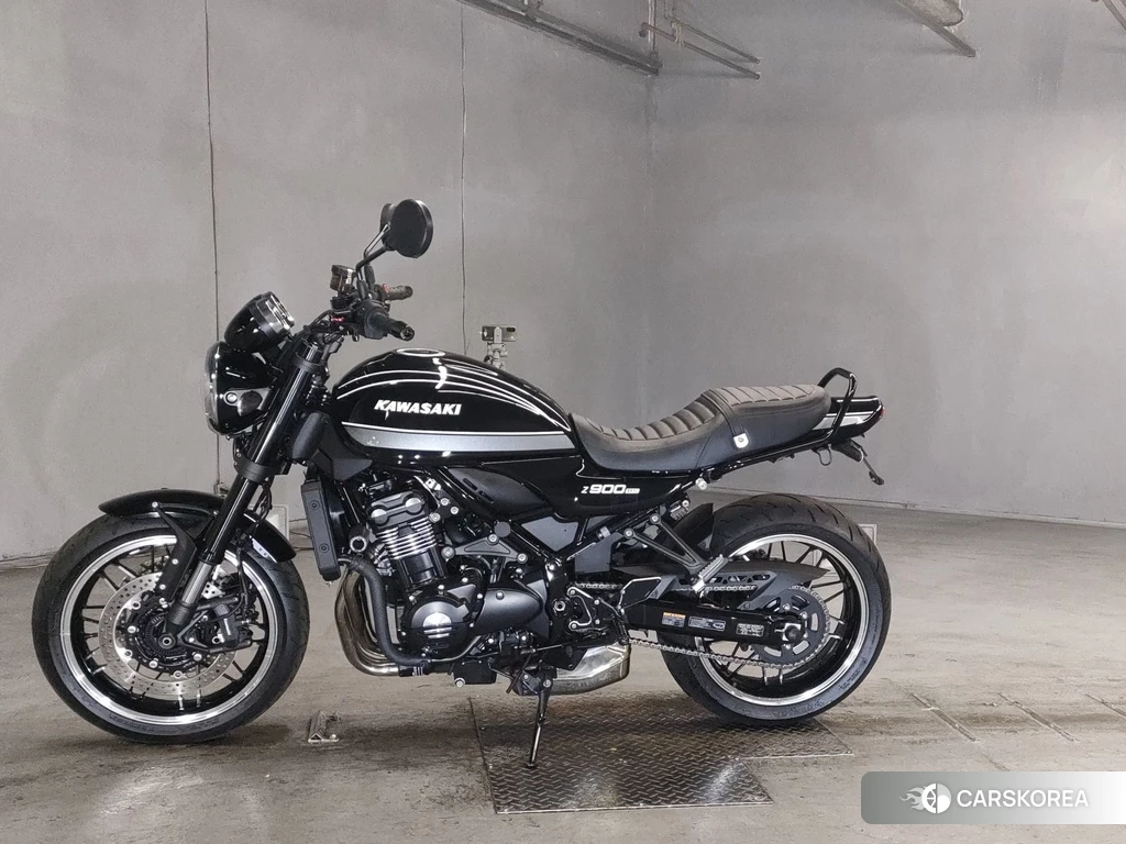 Проданный Kawasaki Z900RS 2021 из Японии, фото 2