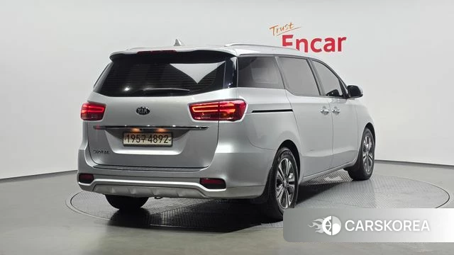 Kia The New Carnival id 4536611 из Кореи 12