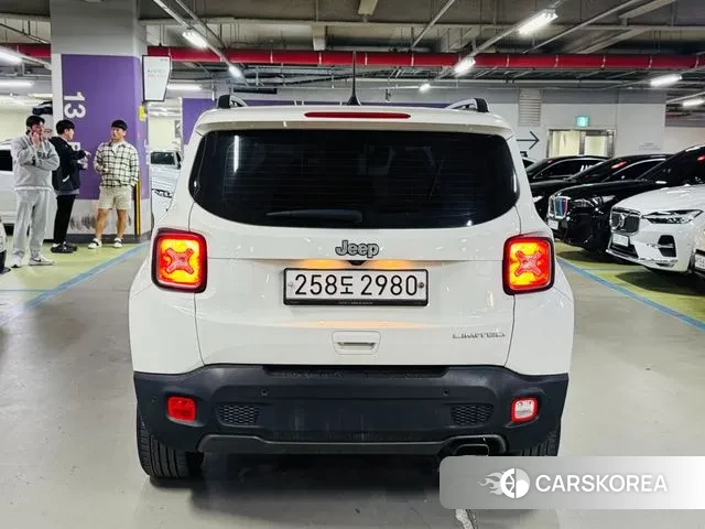 Jeep Renegade id 3283742 из Кореи 12