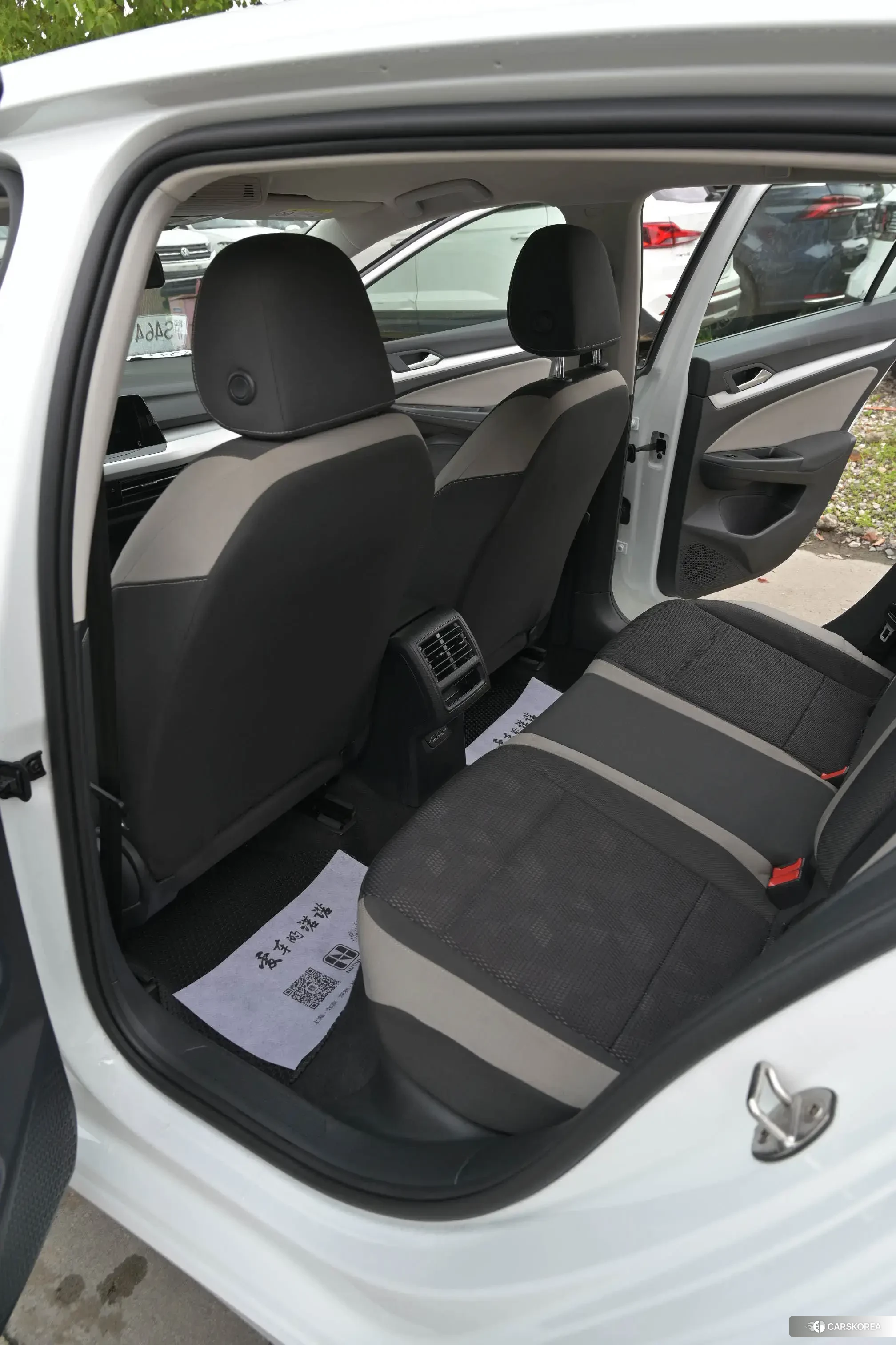 Volkswagen Golf id 4512372 из Китая 9