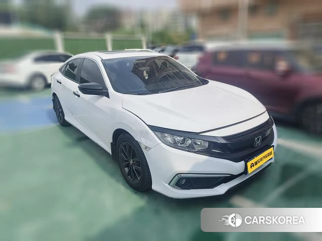 Honda Civic 2021 Белый из Китая, фото 2
