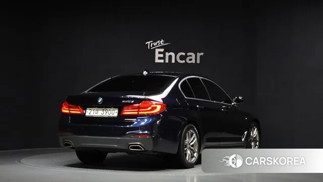 BMW 5 Series (G30) id 3449715 из Кореи 12