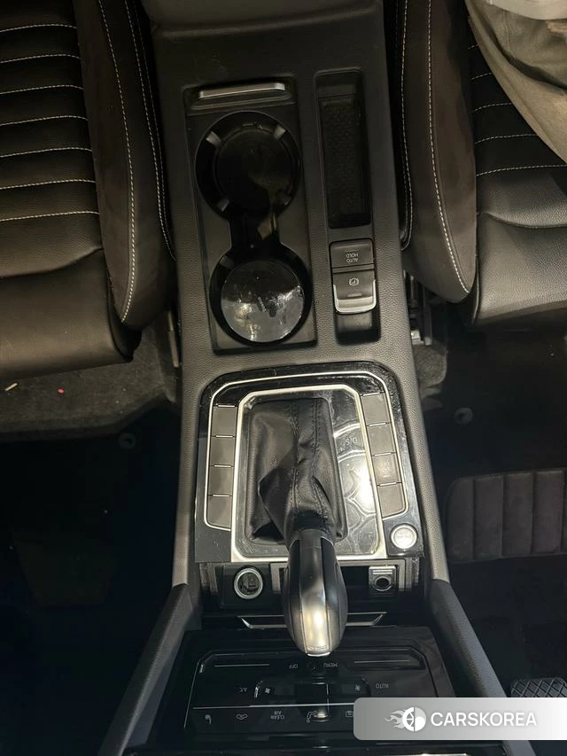 Volkswagen Magotan id 4342289 из Китая 8