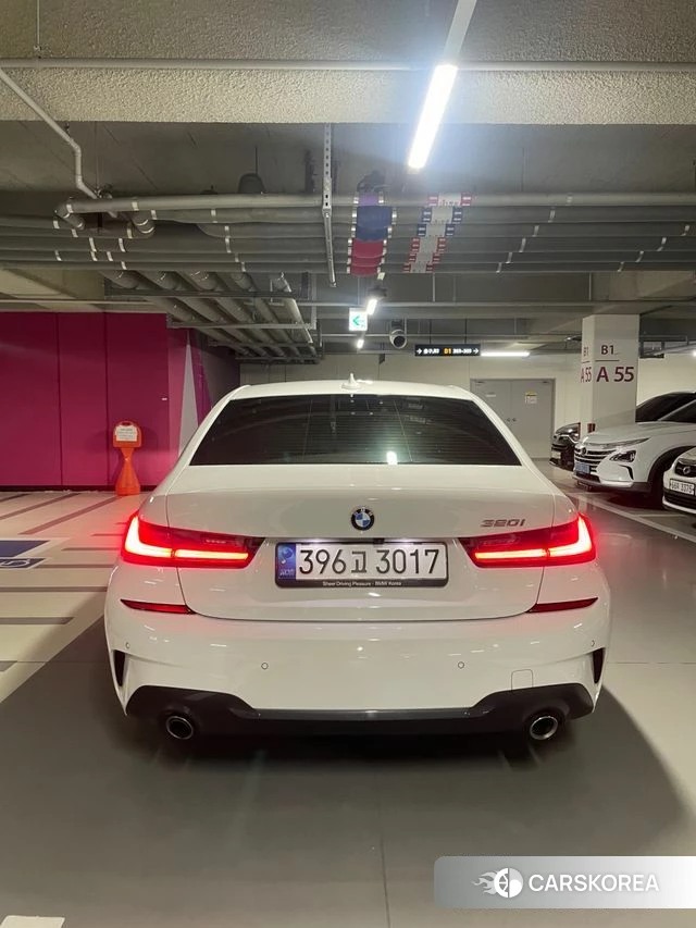 BMW 3 Series (G20) 2022 Белый из Кореи, фото 2