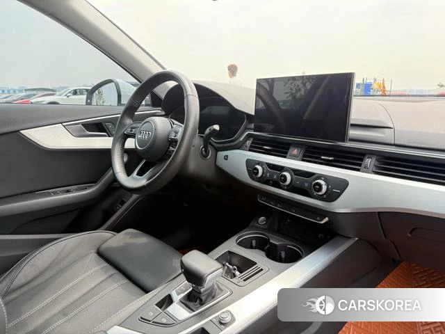 Audi A4L id 4328680 из Китая 8