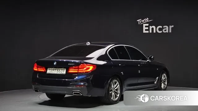 BMW 5 Series (G30) id 3433868 из Кореи 12