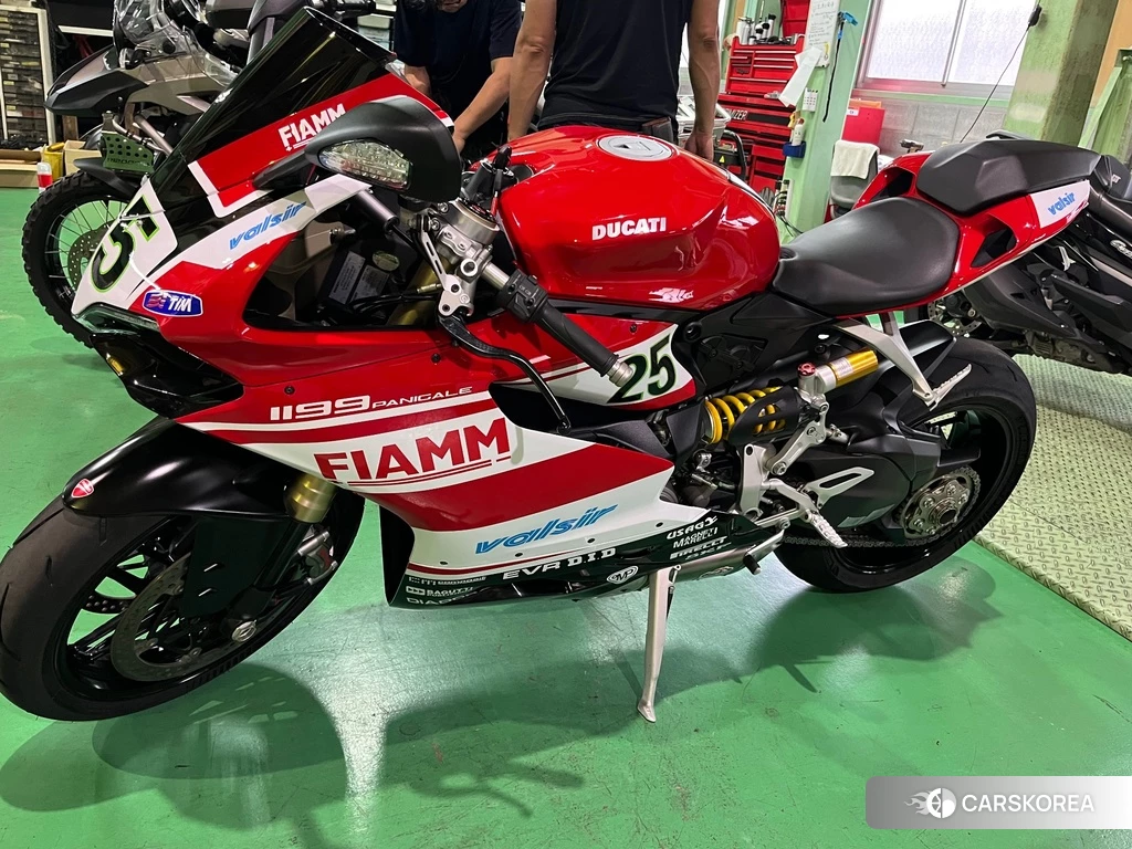 Проданный Ducati 1199 PANIGALE S 2012 из Японии, фото 2
