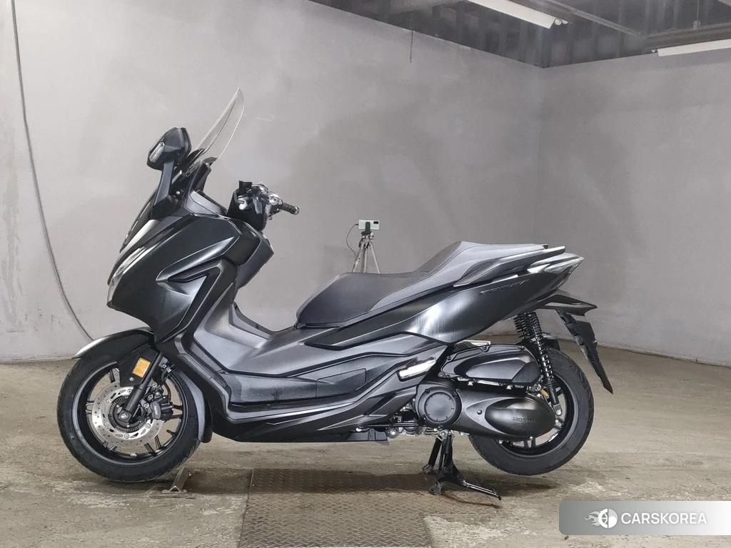 Проданный Honda FORZA 2018 из Японии