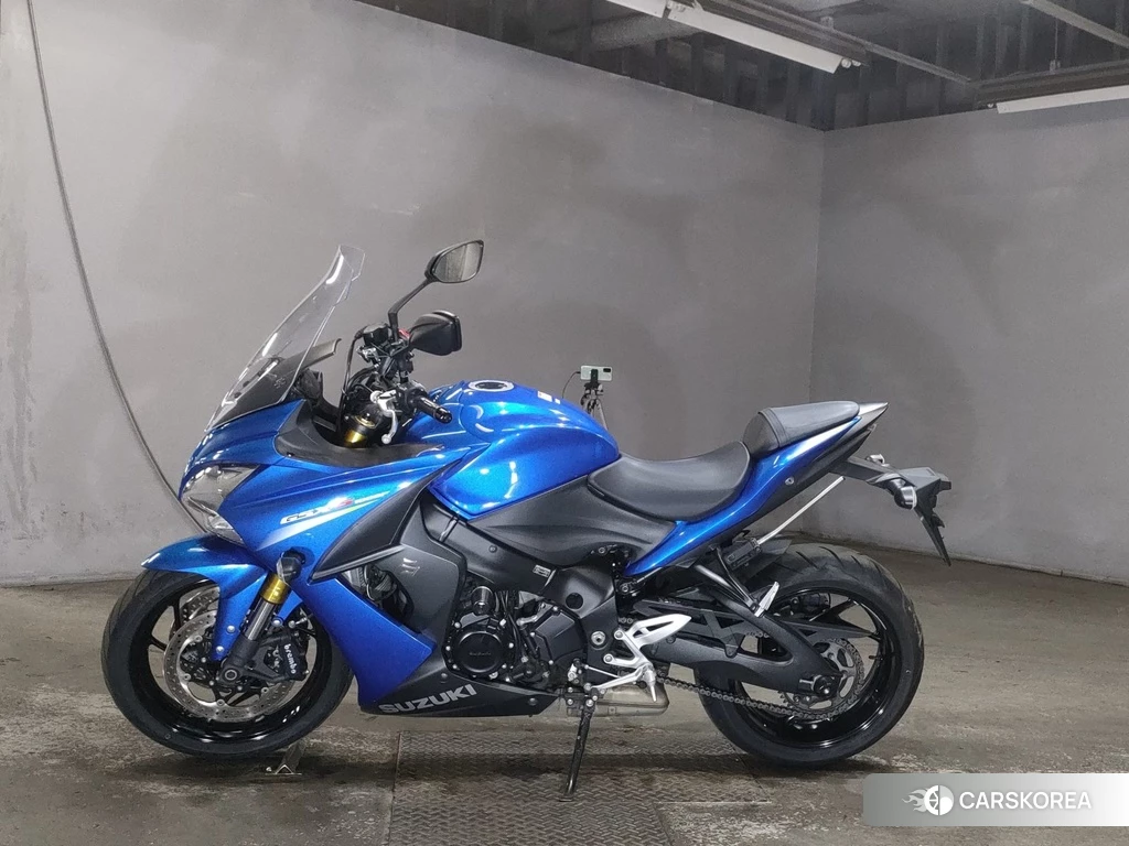 Проданный Suzuki GSX-S1000F 2015 из Японии