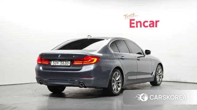 BMW 5 Series (G30) id 3789644 из Кореи 12