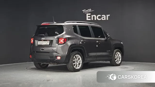 Jeep Renegade id 3101516 из Кореи 12