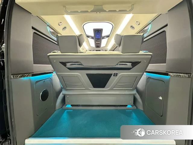 Toyota Hiace 2026 Черный из Китая, фото 4