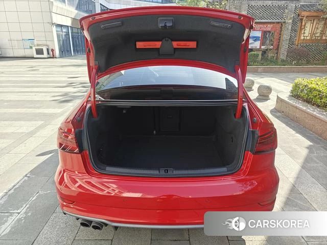 Audi A3 2018 Красный из Китая, фото 6