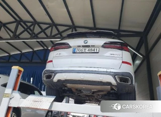 BMW X5 (G05) 2024 Белый из Кореи, фото 2