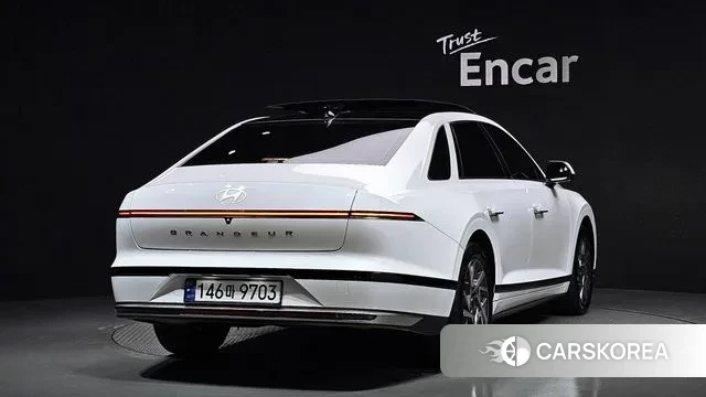 Hyundai Grandeur (GN7) id 3347280 из Кореи 12