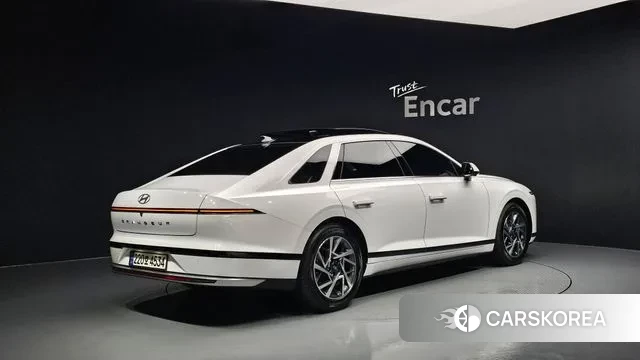 Hyundai Grandeur Hybrid (GN7) id 3279638 из Кореи 12