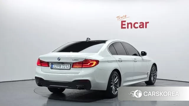 BMW 5 Series (G30) id 3449049 из Кореи 12