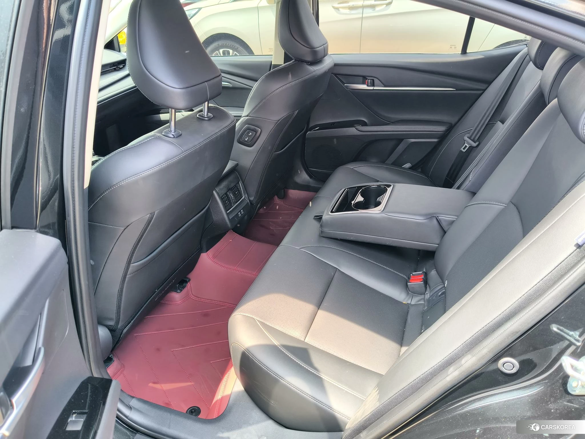 Toyota Camry id 4452260 из Китая 9