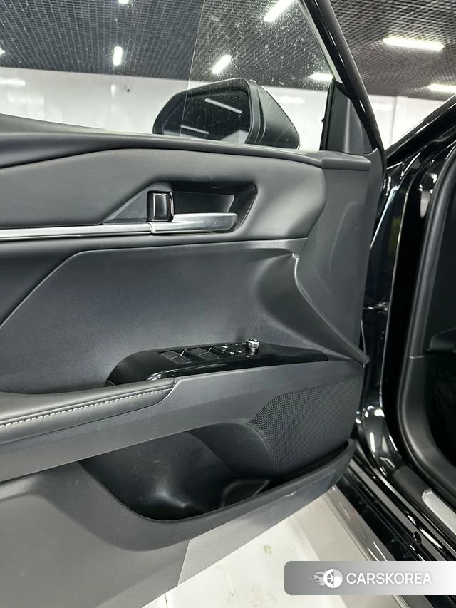 Toyota Camry 2026 Черный из Китая, фото 4
