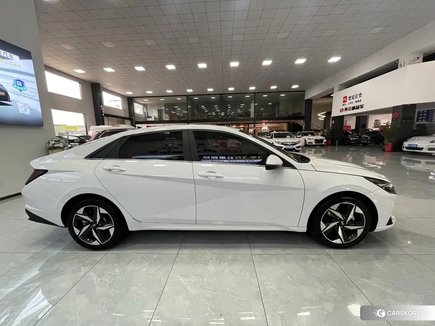 Hyundai Elantra id 4622667 из Китая 12