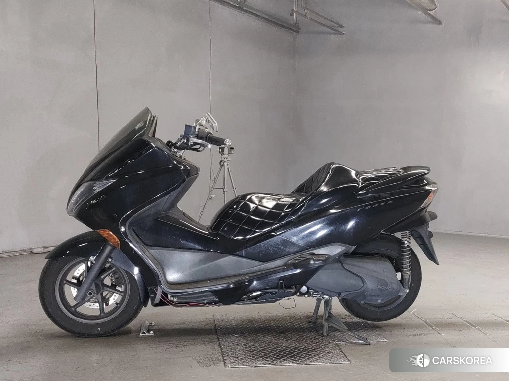 Проданный Honda FORZA Z 2012 из Японии