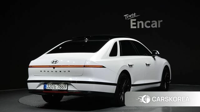 Hyundai Grandeur Hybrid (GN7) id 4578413 из Кореи 12