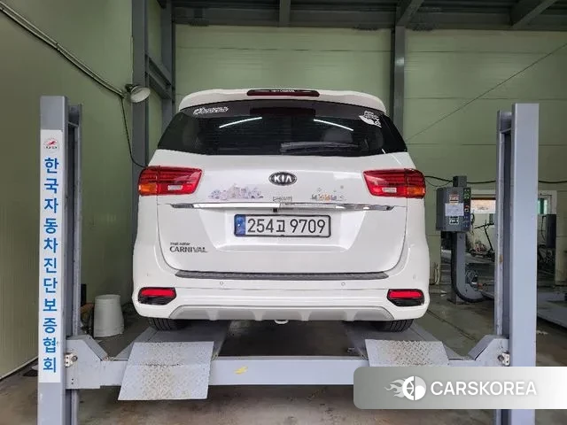 Kia The New Carnival 2020 Белый из Кореи, фото 2