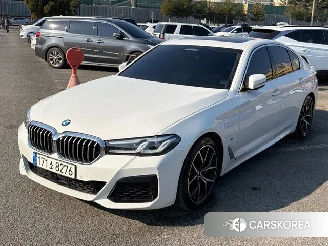 BMW 5 Series (G30) id 3522489 из Кореи 12