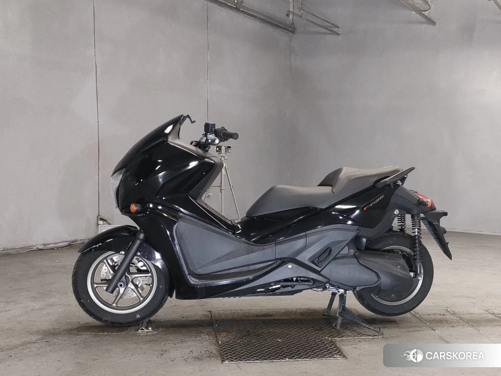Проданный Honda PHASE 2010 из Японии, фото 2