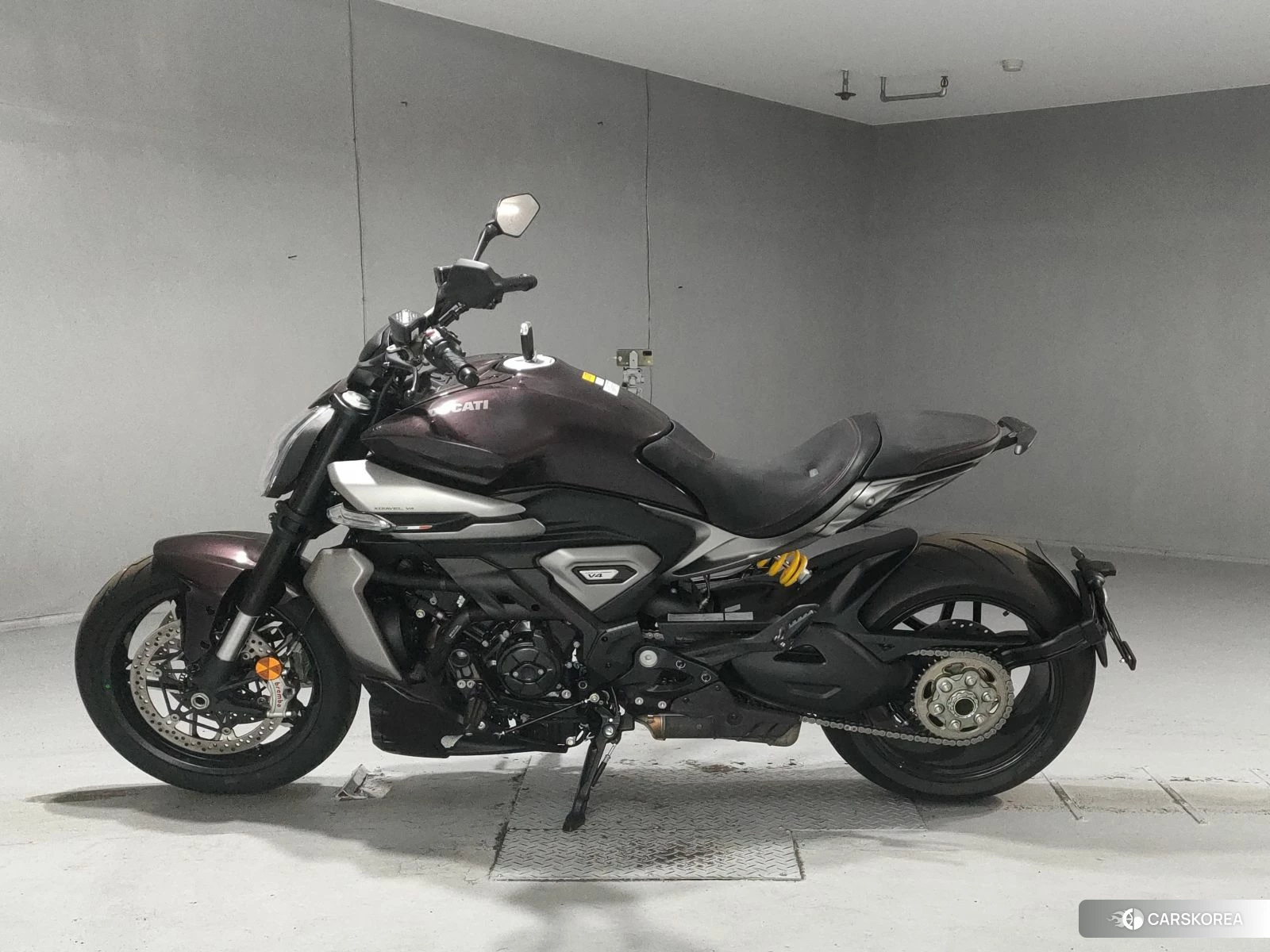 Проданный OTHER DUCATI X DIAVEL V4 2025 из Японии, фото 3