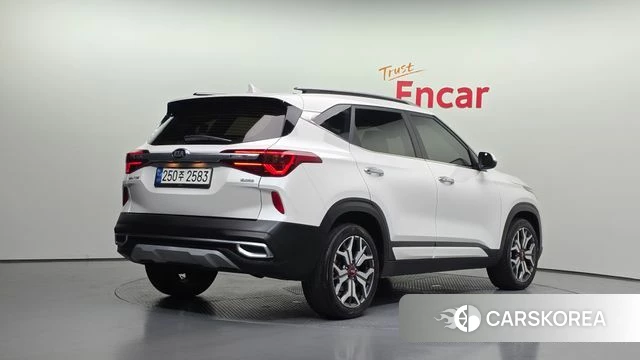 Kia Seltos id 4712311 из Кореи 12