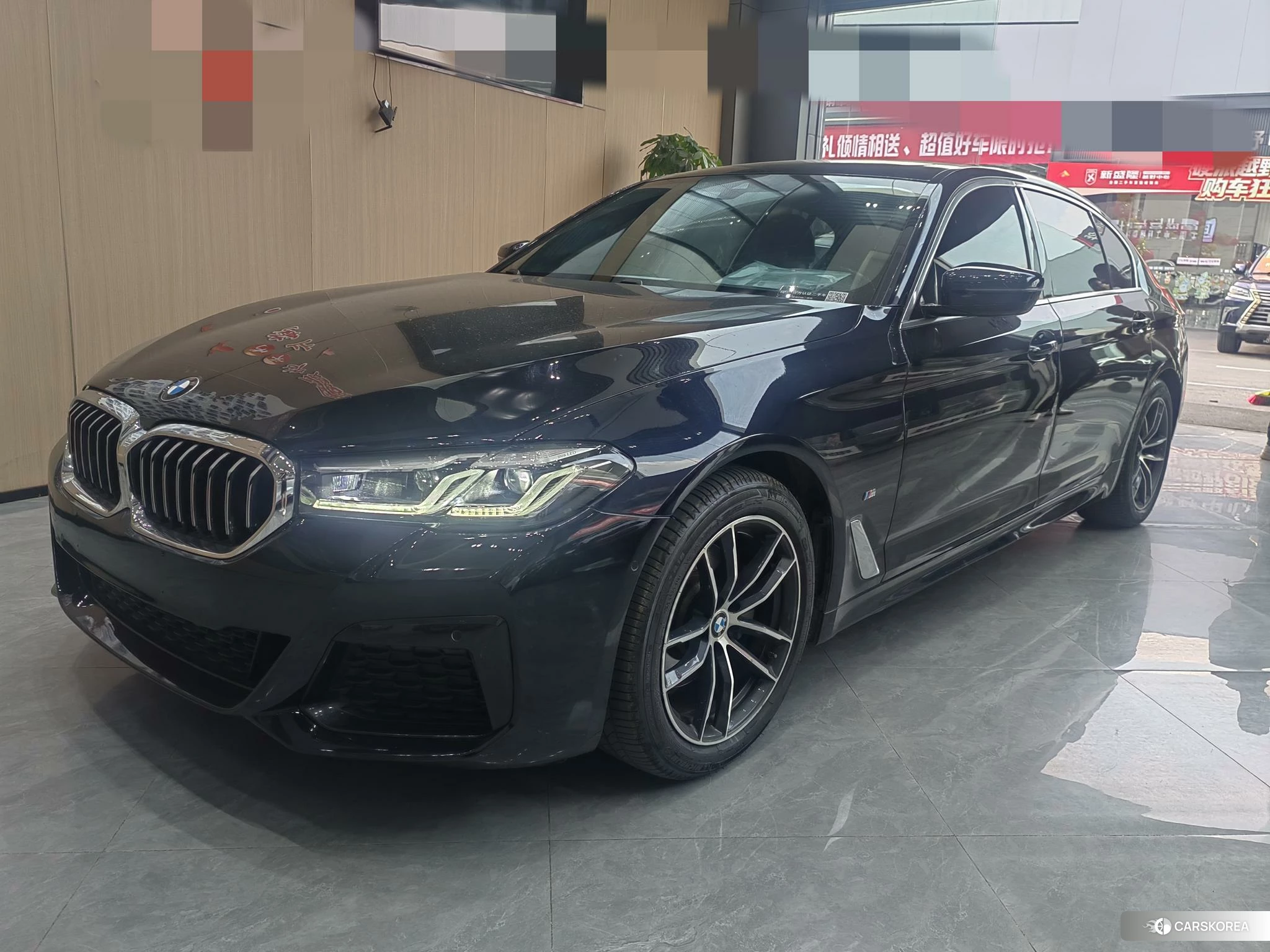 BMW 5 series 2021 Черный из Китая, фото 2