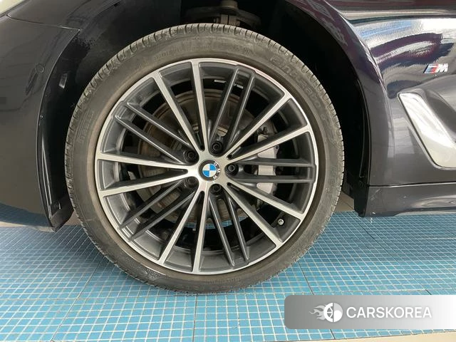 BMW 5 series id 4213641 из Китая 12