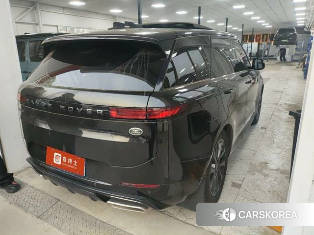 Land Rover Range Rover Sport 2023 Черный из Китая, фото 2