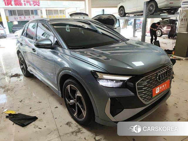 Audi Q4 e-tron 2025 Синий из Китая, фото 3