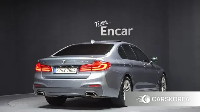 BMW 5 Series (G30) id 3454839 из Кореи 12