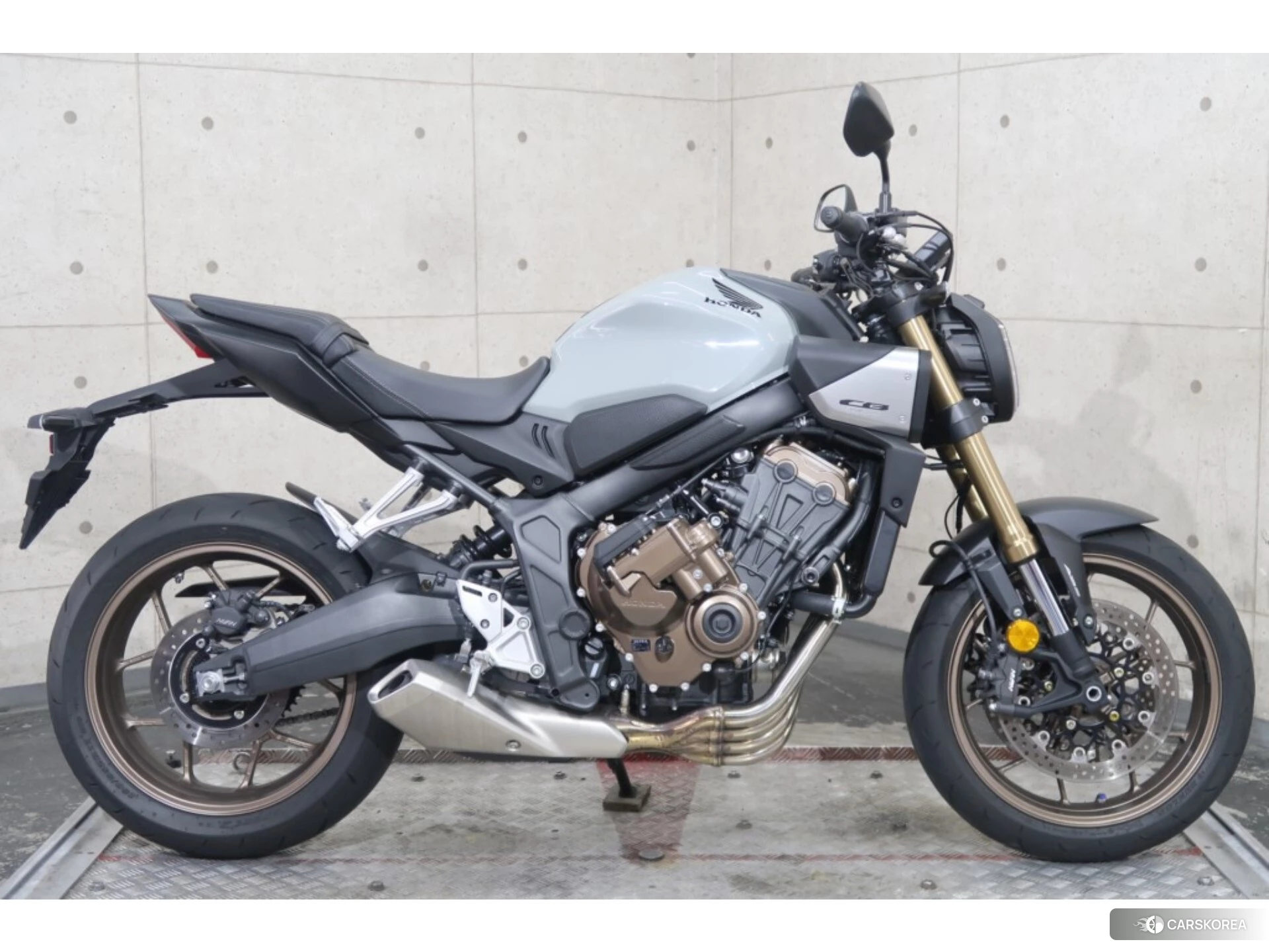 Honda CB650R E-CLUTCH id 3950440 из Японии 12