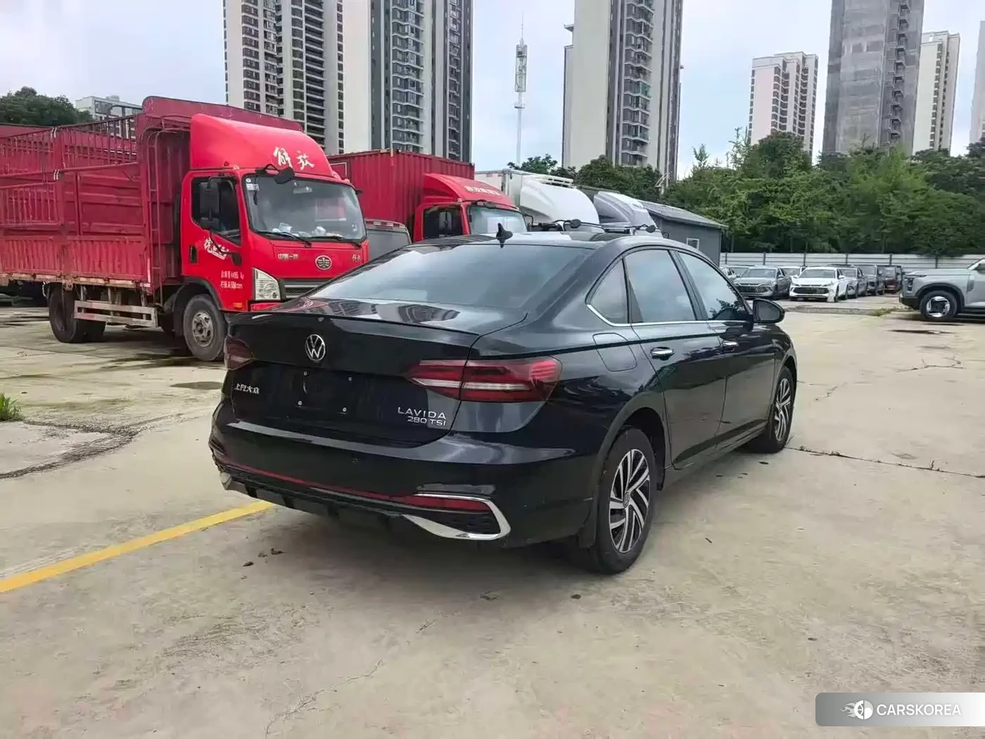 Volkswagen Lavida 2023 Черный из Китая, фото 2