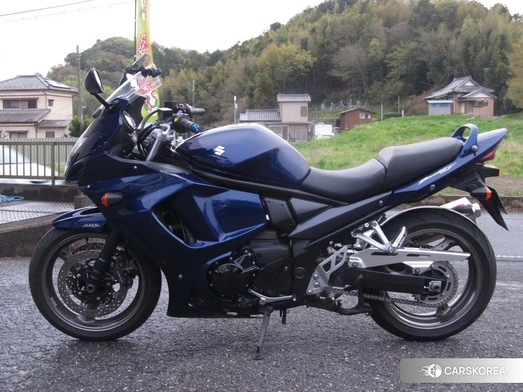 Проданный Suzuki BANDIT 1250F 2010 из Японии, фото 2