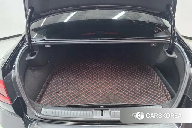 Volkswagen Magotan PHEV id 4291422 из Китая 9