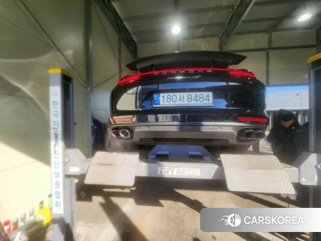 Porsche Panamera (971) 2018 Черный из Кореи, фото 2