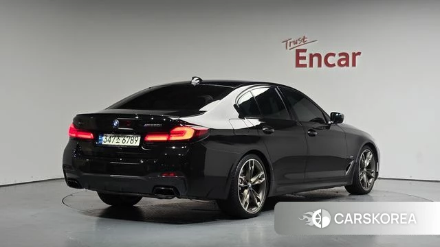 BMW 5 Series (G30) id 4309653 из Кореи 12