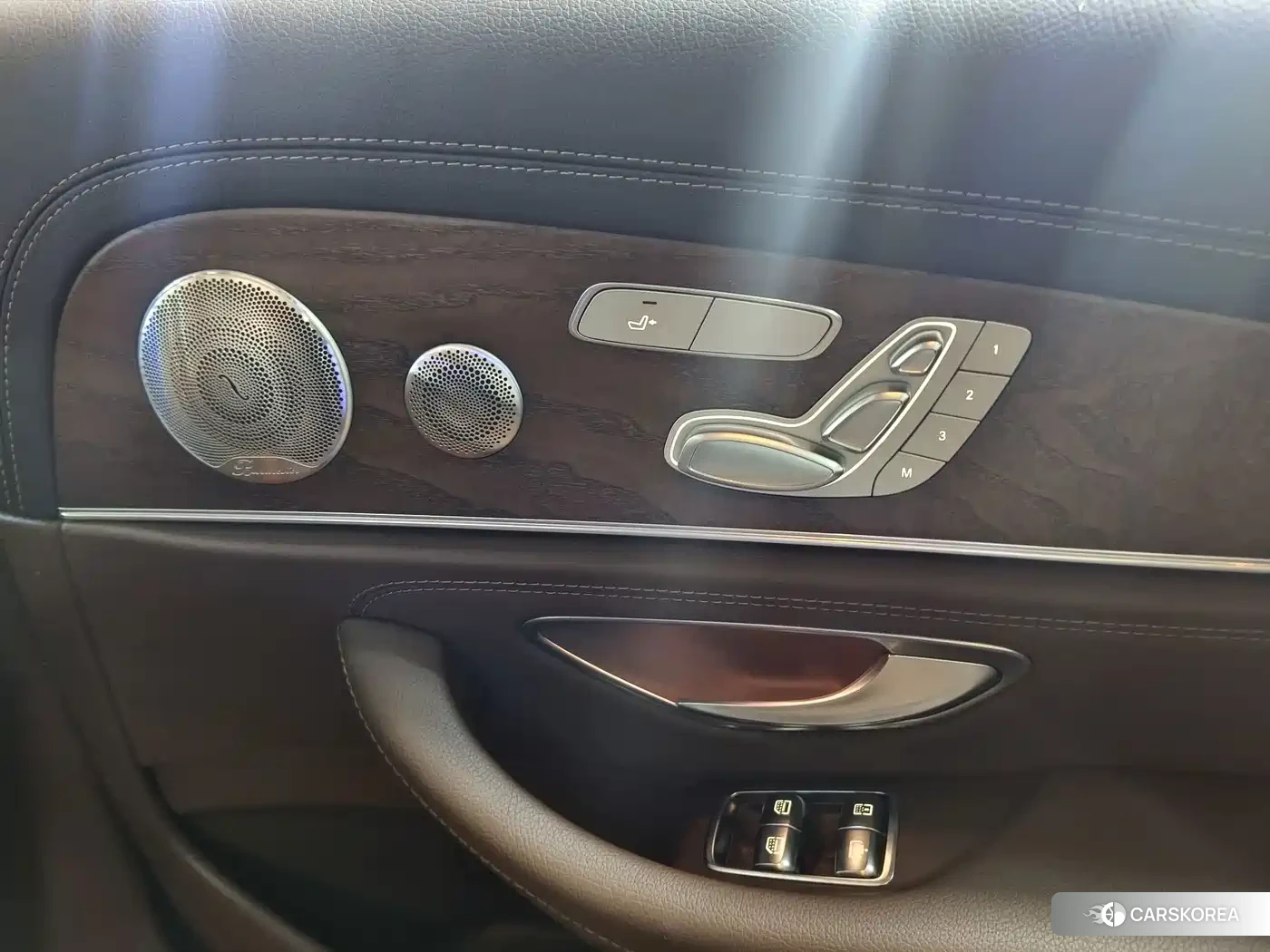 Mercedes-Benz E-Class id 4653815 из Китая 9