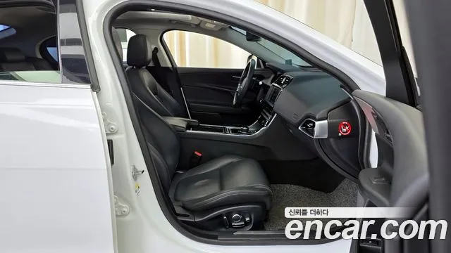 Jaguar XE id 2653389 из Кореи 12