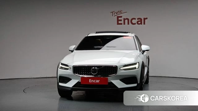 Volvo V60 Cross-Country 2nd Generation id 4617733 из Кореи 12