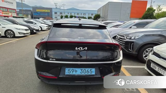 Kia EV6 2022 Черный из Кореи, фото 6