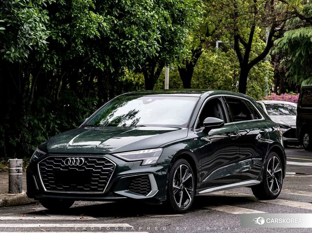 Audi A3 2023 Черный из Китая, фото 4