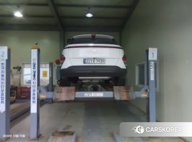 Hyundai Kona (SX2) 2024 Белый из Кореи, фото 2